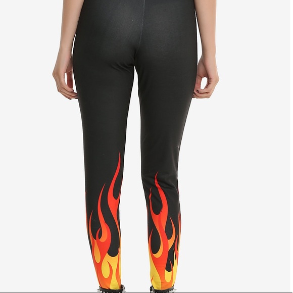 ⚜️Blackheart Flame Leggings! NWOT! - Picture 2 of 7